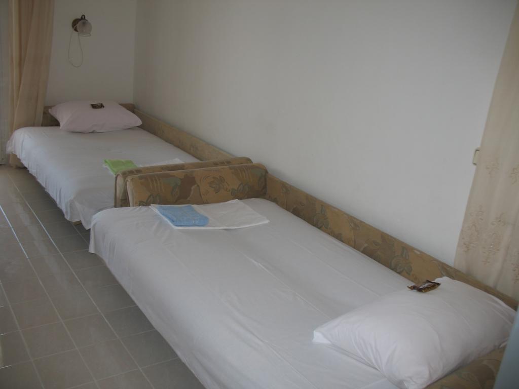 Apartments Vera Pag Town Zewnętrze zdjęcie